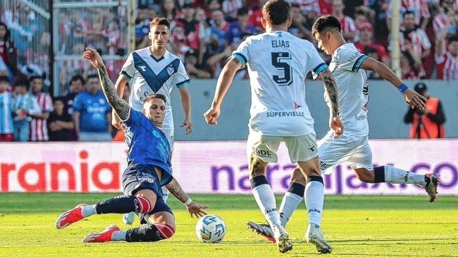 Unión complicó a Vélez y, además, le cortó un invicto de nueve partidos