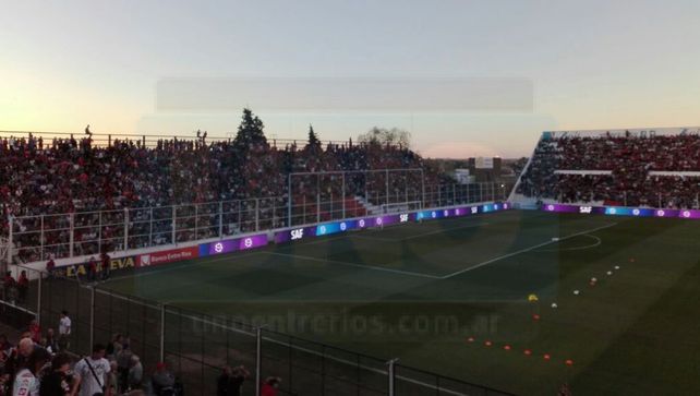 Boca derrotó a Patronato por 2 a 0 y festejó en un Grella repleto