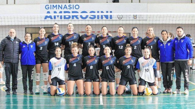 El equipo Sub 18 femenino de la Federación Santafesina que está compitiendo en San Juan. El equipo Sub 18 femenino de la Federación Santafesina que está compitiendo en San Juan.