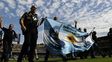 Ex combatientes querellar&aacute;n a los ingleses por cr&iacute;menes de guerra