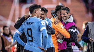 Uruguay alcanzó una agónica clasificación al vencer sobre la hora a Túnez.