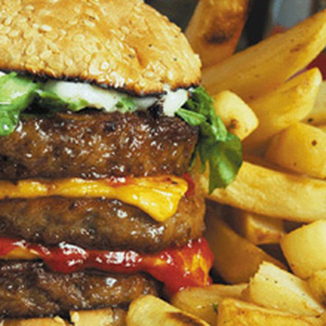 Prohibir&iacute;an la publicidad de las cadenas de comida r&aacute;pida en los Estados Unidos