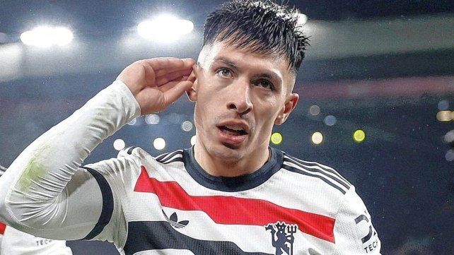 Lisandro Martínez y su festejo.