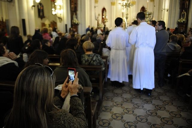 aumento. La partida destinada a los sacerdotes por el gobierno  provincial se incrementó este año un 27 por ciento en comparación con el  2017.