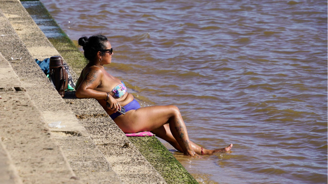 El viernes 2 de febrero llegó con alerta naranja y pronóstico de 38º de máxima. Junto al río se pasaría mejor el día