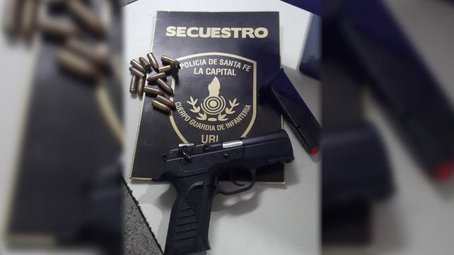 La pareja que portaba la pistola 9 en Alto verde quedó detenida