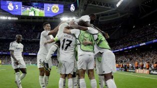 Real Madrid celebró la remontada en el Santiago Bernabeu.