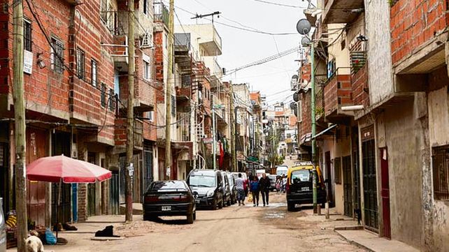 villa 20. La ausencia de áreas verdes y arbolado provoca el riesgo.