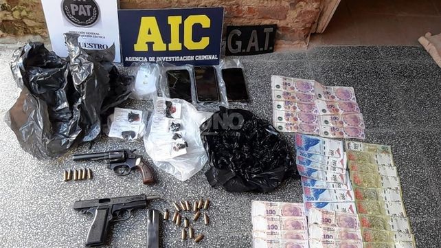 Los elementos secuestrados en los allanamientos.&nbsp;