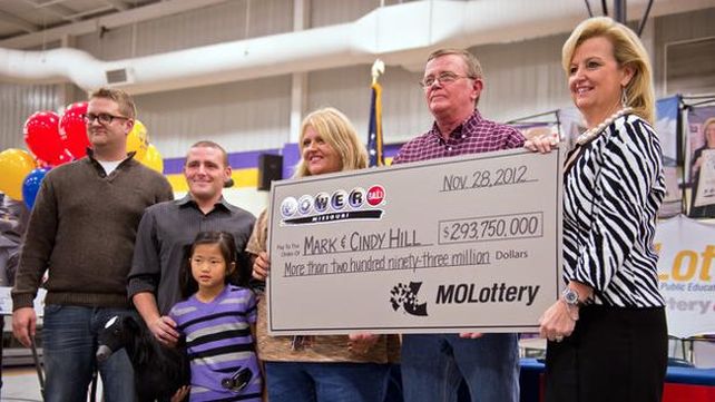 Mark Hill ganó la lotería y usó el dinero para ayudar a la comunidad.&nbsp;
