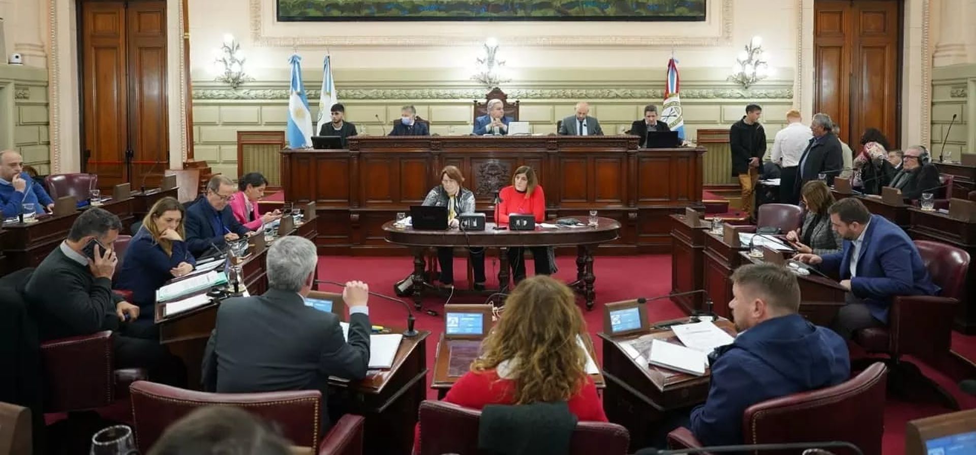 La otra rosca: negociaciones abiertas por un cargo clave que no es el de gobernador
