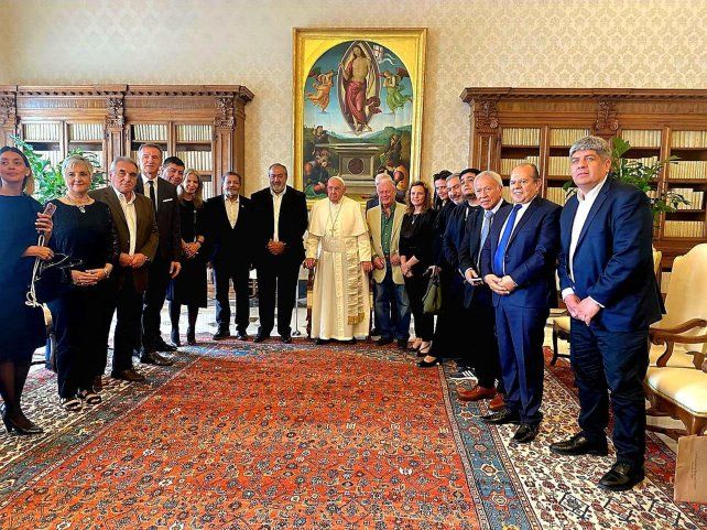 El Papa Francisco recibió a una comitiva de la CGT en el Vaticano