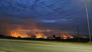 Se trata de la cuarta ocasión en la que Bomberos debieron acudir a este lugar para apagar el fuego.