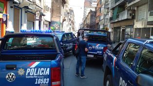 El robusto operativo de seguridad que se montó este viernes en la zona de San Luis al 700 tras la aparición de la camioneta.