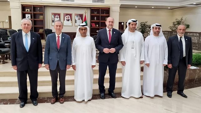 El gobernador Perotti presentó junto a su par cordobés Schiaretti el proyecto del Acueducto Biprovincial Santa Fe-Córdoba al Fondo de Abu Dhabi.