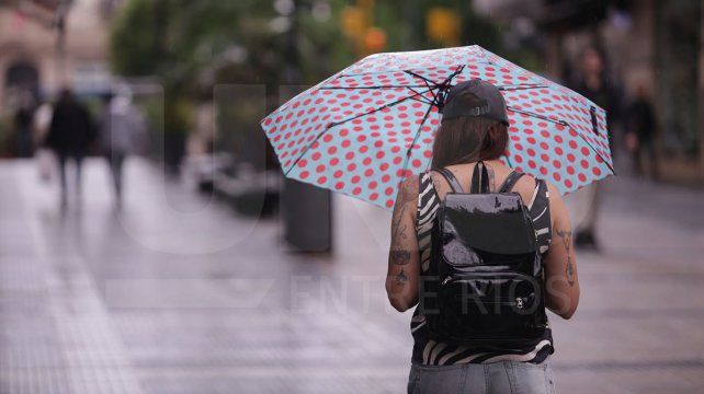 Las lluvias y tormentas se extenderá hasta el lunes. Seguirán las temperaturas elevadas durante la próxima semana con un leve alivio.&nbsp;