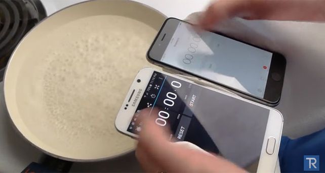 Un video muestra lo que sucede al colocar un Galaxy y un iPhone en agua hirviendo