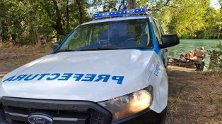 El cuerpo de Cristian González, trabajador golondrina de Concordia, fue hallado en aguas del río que separa a las provincias de Neuquén y Río Negro.