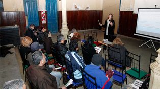 El puesto móvil de recepción de armas llega a los Distritos Suroeste y Noroeste