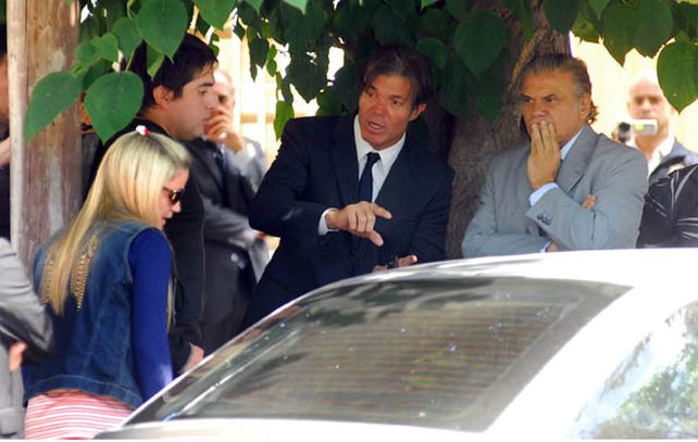 Carolina tuvo que abandonar el lugar de la reconstrucción del hecho que se realizaba hoy. (Foto: Télam)