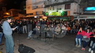 Alumnos terciarios protestan contra reformas curriculares