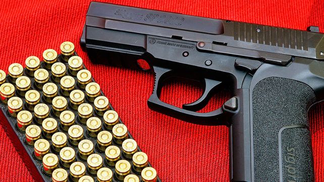 A partir de este miércoles se podrán utilizar armas semiautomáticas con cargadores de quita y pon símil fusiles