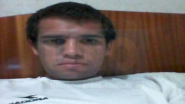 Martín Leiva se encuentra en su casa y este jueves se realizará una placa en la nariz para descartar lesión ósea.
