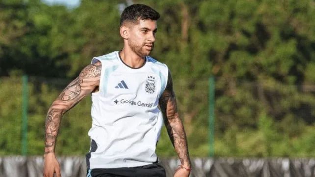 Cuti Romero tiene contrato vigente con Tottenham y su cláusula de salida es de 60 millones de euros.