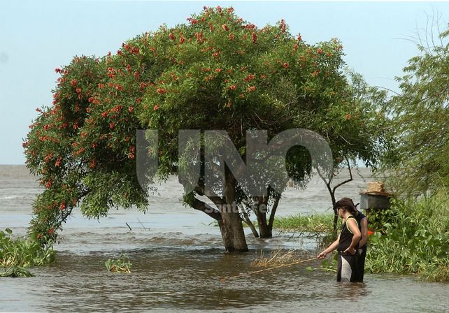 Atención. Ante la posibilidad de lluvias frecuentes en los próximos meses / Foto: Juan Manuel Baialardo - Uno Santa Fe