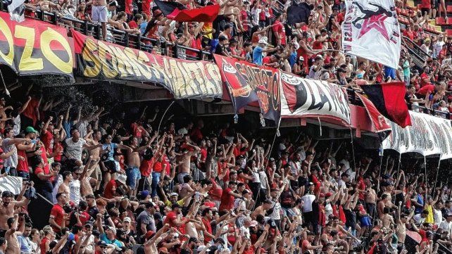 La Liga Profesional lanzó una pregunta en sus redes que captó la rápida atención de los hinchas de Colón.