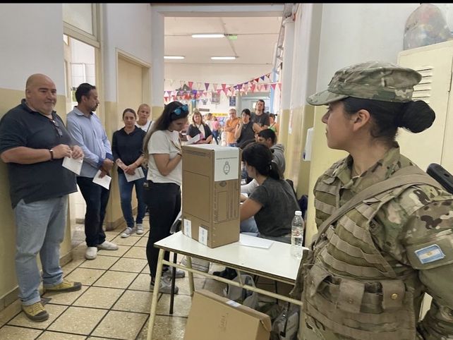 Más de 86.000 efectivos son desplegados en todo el país para la custodia y seguridad del balotaje