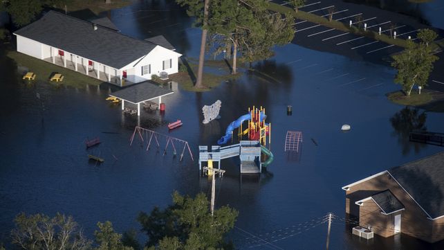 Imágenes del devastador paso del huracán Florence por Carolina del Norte