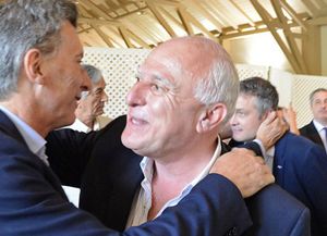 Macri cruzó al gobernador y el socialismo se puso al rojo vivo