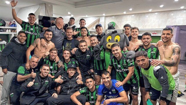 Nueva Chicago venció a Ferro y se puso a siete de Colón