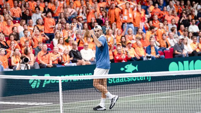 Francisco Cerúndolo puso el 2 a 0 para el equipo argentino frente a Países Bajos en la Copa Davis.&nbsp;