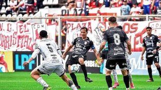 Deportivo Morón venció a All Boys y sigue muy de cerca a Ferro