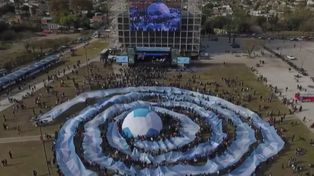 Messi y la selección tienen la escarapela más grande del mundo