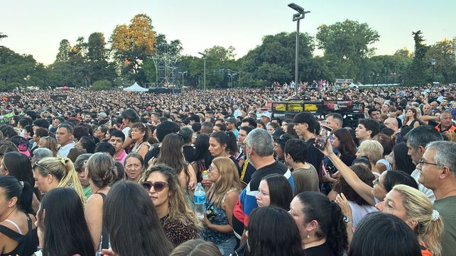Fito Páez en Rosario: arrancaron los shows previos y el Monumento ya está repleto