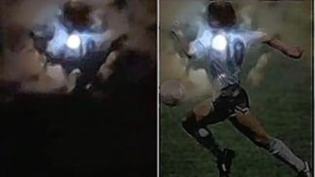 Los fans pueden ver a la camiseta del 10 en las imágenes de la luna y las nubes.