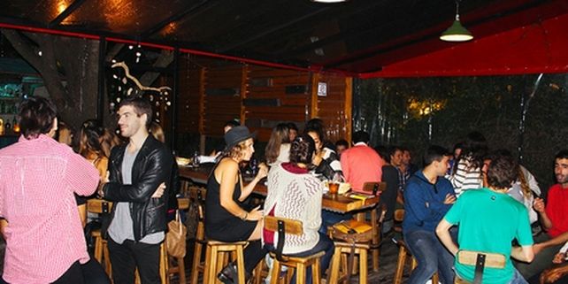 Los bares de la zona olavarría. Las estrellas de la noche son las cervezas artesanales.&nbsp;