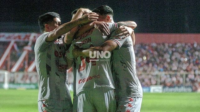 Unión le ganó 2-1 a Godoy Cruz y se metió en zona de Copa Sudamericana.
