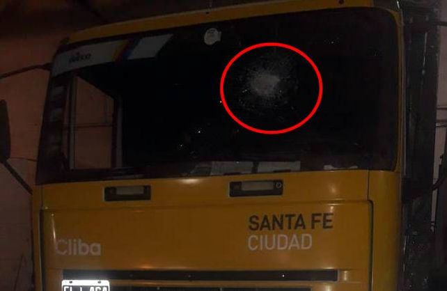 Desconocidos atacaron un camión de la empresa Cliba