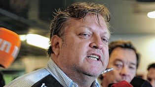 Si Milei se quiere cargar a Aerolíneas Argentinas nos va a tener que matar