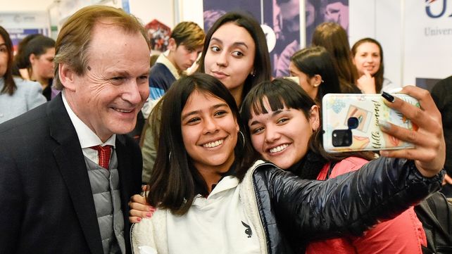 Aumentan 35% las becas a 45.000 estudiantes entrerrianos