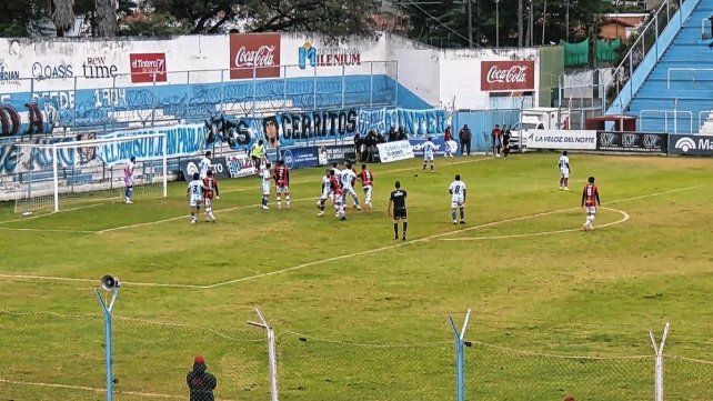 Patronato juega en Salta ante Gimnasia y Tiro.