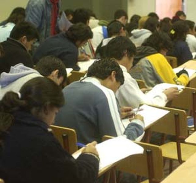 Los exámenes pueden generar altos grados de tensión en los estudiantes.