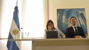 vLa ministra de Seguridad participará para ser representante de CABA en el Senado y el ministro de Defensa irá por un lugar en Diputado en representación de Mendoza.&nbsp;