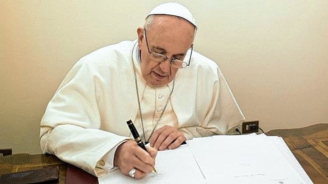 Francisco nombró a entrerriano como obispo de Merlo-Moreno