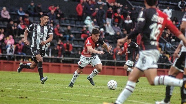El minuto a minuto del partido entre Colón y Estudiantes (BA) El minuto a minuto del partido entre Colón y Estudiantes (BA)