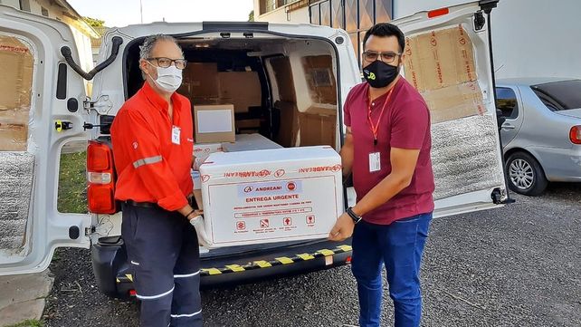 Llegaron 16.000 dosis de vacunas Covishield contra el Covid